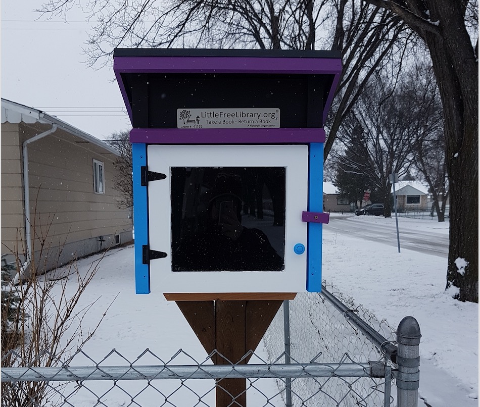 Sharing Box 816 Martin Ave E, Winnipeg, MB R2L 1A2, Canada Helpi